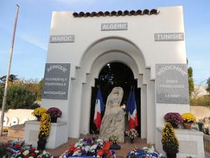 2017 11 01 TOULON CIMETIERRE DE LAGOUBRAN CEREMONIE DU 1 ER NOVEMBRE (14)